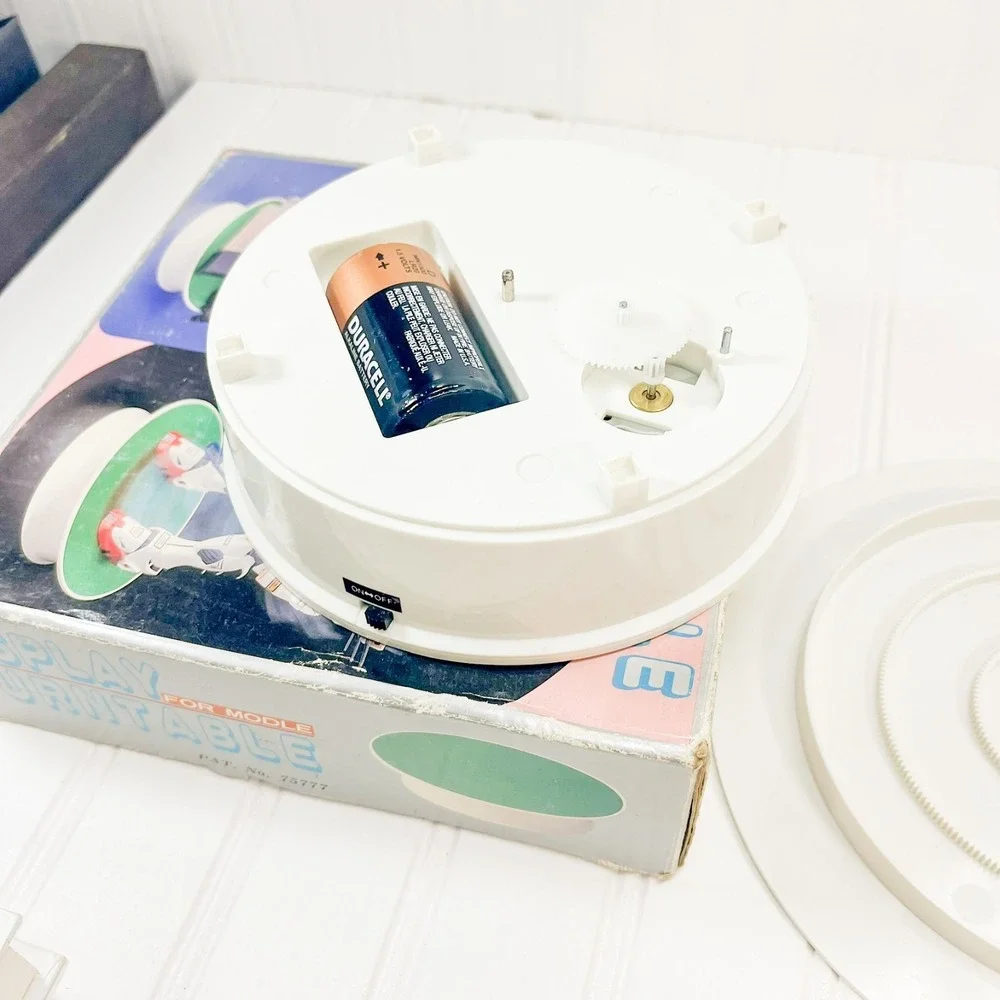 Batter Operated Display‎ Turntable for Model, 200MM DIAMETER Works! Pat No 75777